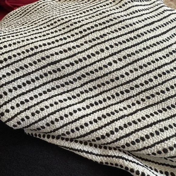 Max Studio Textured black white pattern  Jumpsuit size small - Picture 5 of 8